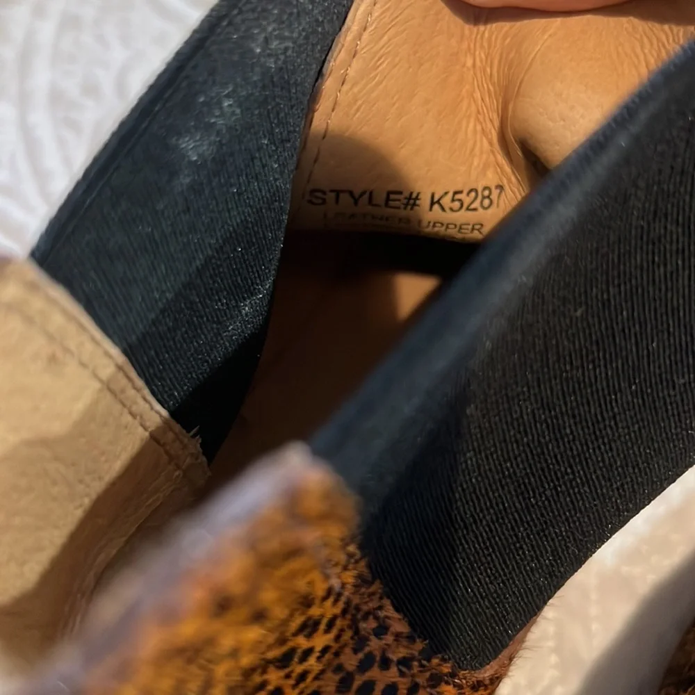 The Ainsley Chelsea Boot‎ in Spotted Calf Hair, size 7